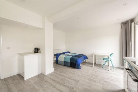 6 bedroom semi-detached house to rent - Photo 4