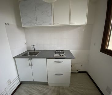 Location Appartement 1 pièce 24m² SURESNES 92150 - Photo 1