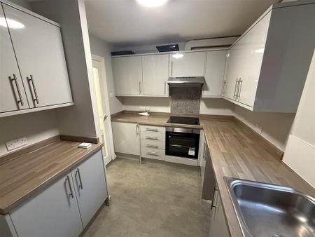 2 bedroom apartment to rent - Photo 5