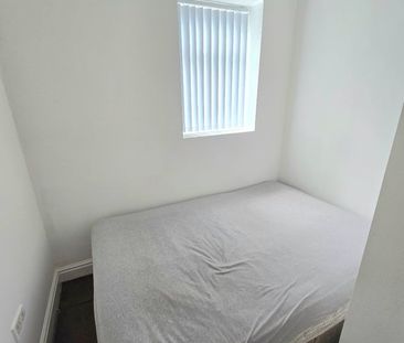 1 Bed Flat, Bentley Road, L8 - Photo 3