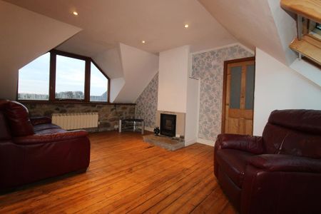 4 bedroom detached house to rent - Photo 2