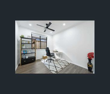 Spacious 5-Bedroom Family Home in a Prime Bradbury Location ! - Photo 2