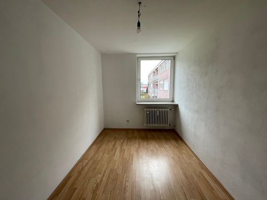 Mietwohnung in Nürnberg - Großzügige 3-Zimmer-Wohnung mit Balkon! - Photo 1