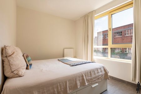 Appartement met 2 slaapkamers en terras aan Turnova - Photo 4