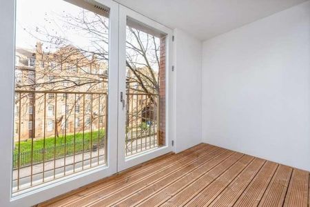 Sterling Way, Islington, London, N7 - Photo 3