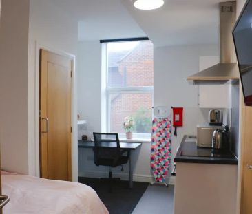 Superior Studio in Basement - Photo 3