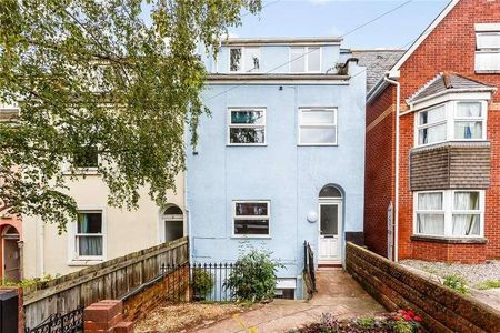 York Terrace, Exeter, Devon, EX4 - Photo 2