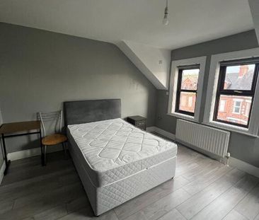 47 Malone Avenue, Belfast, BT9 6ET - Photo 2