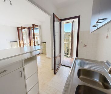 Location Appartement 2 pièces 41m² AVIGNON 84000 - Photo 4