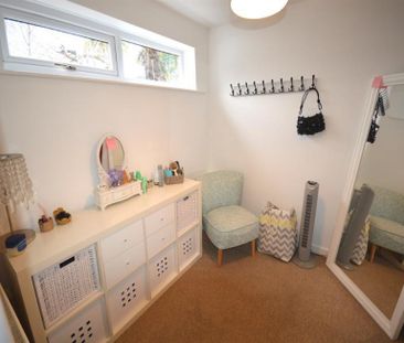 3 Bedroom Semi Detached To Let - Photo 2