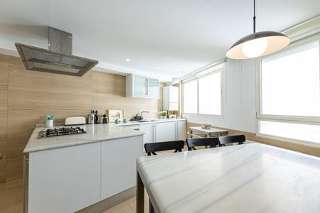 6 Plaça de Montolivet, Valencia, Valencian Community 46006 - Photo 5