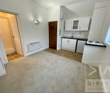 Studio to rent - Photo 2