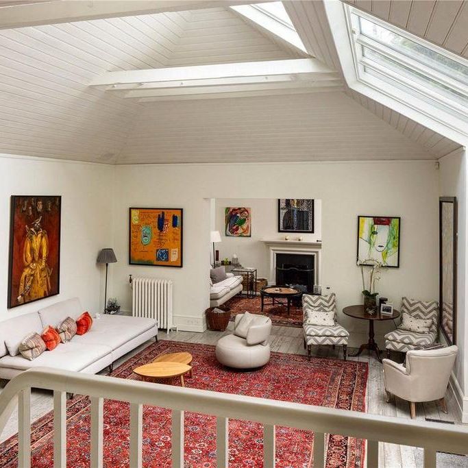 5 bedroom detached house to rent - Photo 1