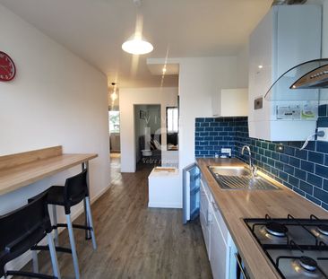 Appartement Nantes 3 pièce(s) 61.79 m2 meublé avec stationnement - Photo 2