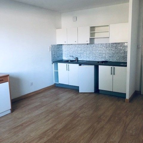 Location Appartement 1 pièce 25m² CHATEAUBRIANT 44110 - Photo 1