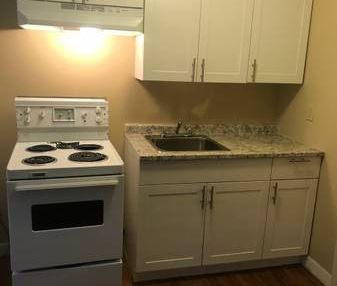 1 bedroom available $1400 all utlities included - Photo 2