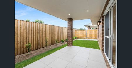 Brand New Luxury Living in the Heart of Moss Vale - Photo 3