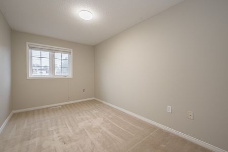 1155 Gordon St, Guelph - Photo 2