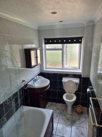 4 bedroom townhouse to rent - Photo 4