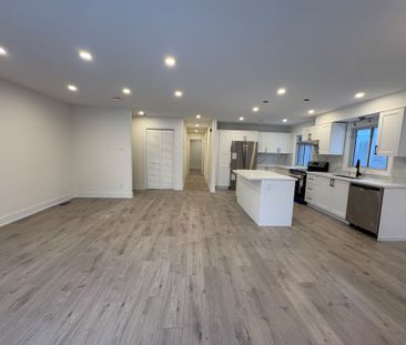 For Lease - 3 Highcroft Road, Barrie, Ontario - Photo 2