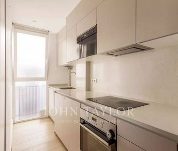 3 bedroom luxury penthouse for rent in Madrid, Autonomous Region of... - Photo 4