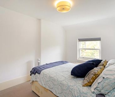 5 bedroom semi-detached house to rent - Photo 6