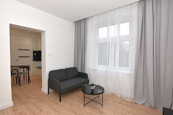 Nowocześnie odnowiona kawalerka w Centrum - Фото 1