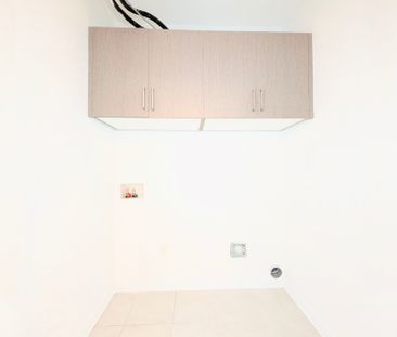 Rue de Londres, J4Y 0N3, Brossard - Photo 2