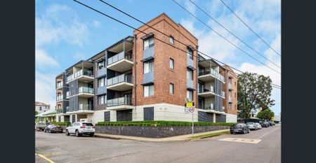 One Bedroom Apartment - Photo 5