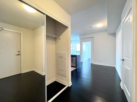 For Lease - 4011 Brickstone Mews Unit# 4010, Mississauga, Ontario - Photo 3