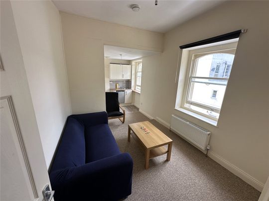 Student Properties to Let - Photo 1