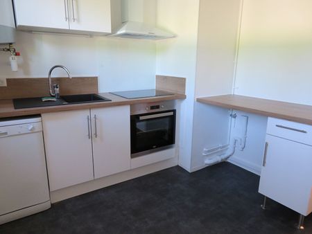 Appartement à louer - REIMS PROX. PLACE LUTON - Photo 5