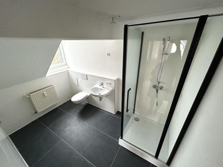 Charmante Dachgeschosswohnung - Nicht für jeden. Aber vielleicht für Sie. - Photo 3