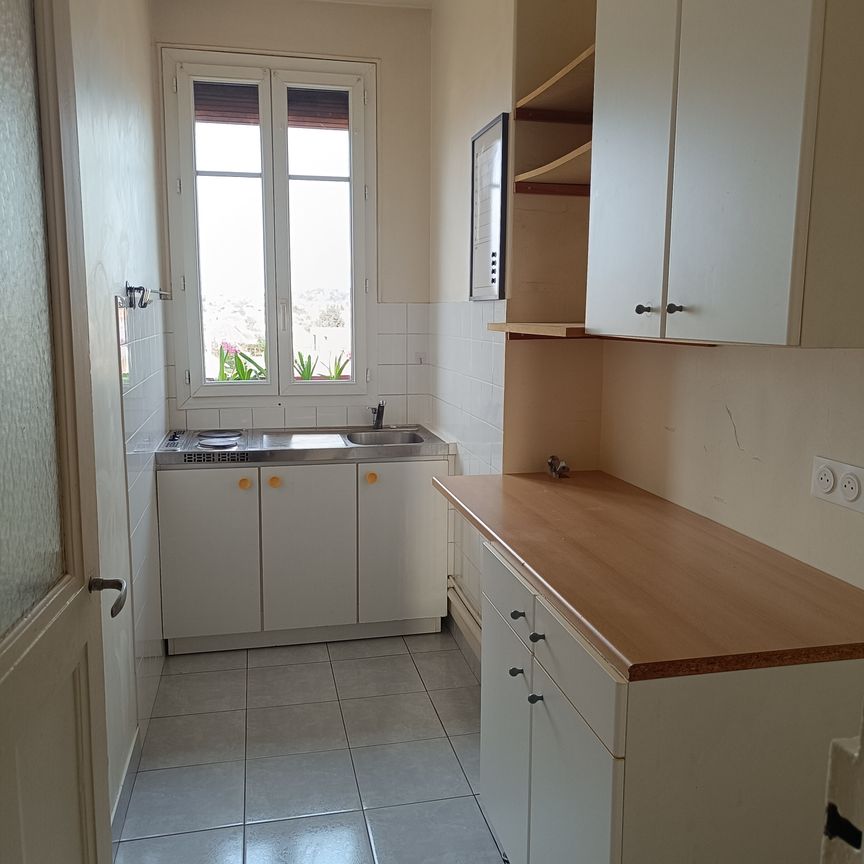 Location Appartement 3 pièces 52m² ST MAUR DES FOSSES 94210 - Photo 1