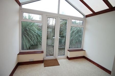 2 bedroom terraced house to rent - Photo 3