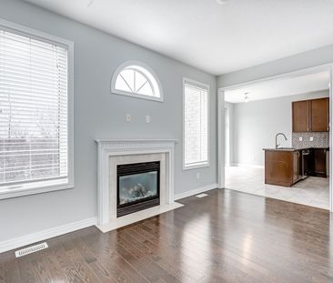 For Lease - 2105 Falling Green Drive, Oakville, Ontario - Photo 3