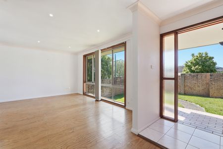 23 Walmsley Rd, Ourimbah NSW 2258 - House For Rent | Domain - Photo 2