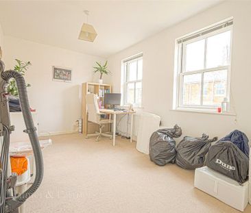 2 bedroom coach house to rent - Photo 5