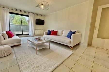 A LOUER - NANTES RD PT DE PARIS - Grand appartement de Type 2 de 59.33 m² - Photo 2