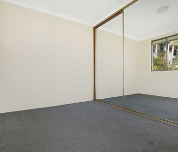 6/13 Mercury Street, WOLLONGONG - Photo 2