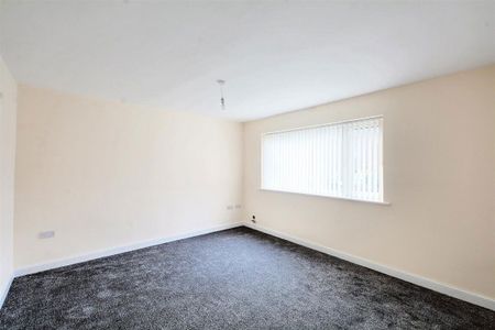 Roxby House, Derwent Crescent, Arnold, NG5 6TD - Photo 2