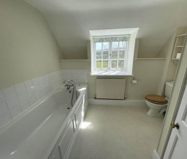 2 bedroom semi-detached house to rent - Photo 6