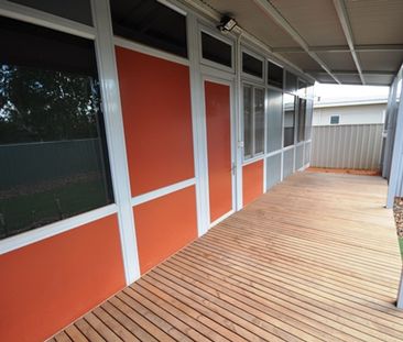 AFFORDABLE ABODE - Easy-care 4x2 - Photo 6