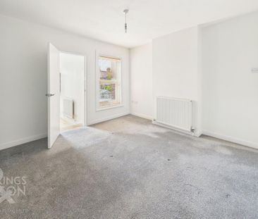 3 bedroom terraced house to rent - Photo 6