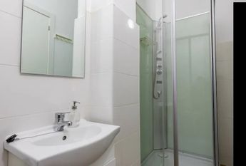 Gran Vía Marqués del Turia, Valencia, Valencian Community 46005