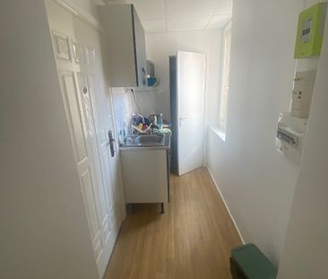 Location Appartement 2 pièces 52m² - Photo 5