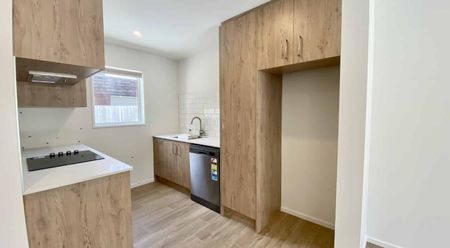 Townhouse with Solar Power - Photo 5