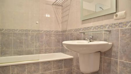 Carrer de Císcar, Valencia, Valencian Community 46005 - Photo 5