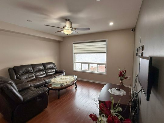 For Lease - 20 Murphy Road, Brampton, Ontario - Photo 1