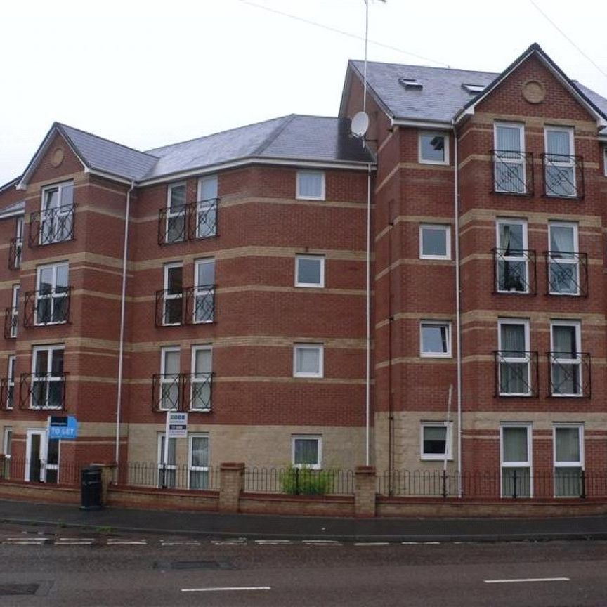 Swan Lane, Stoke, Coventry, West Midlands, CV2 - Photo 1